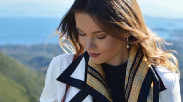 woman-profetional-casual-jaket